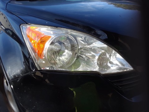 Sedan headlight after restoration, fully clear